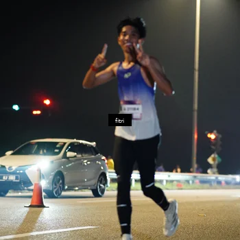 Runner Photo 7383039