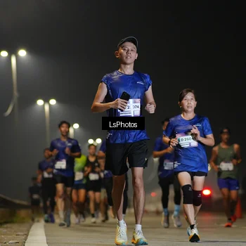 Runner Photo 7383077