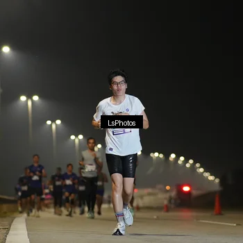 Runner Photo 7383088