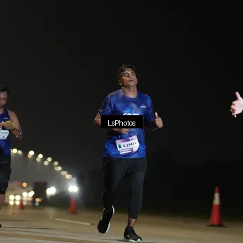 Runner Photo 7383107