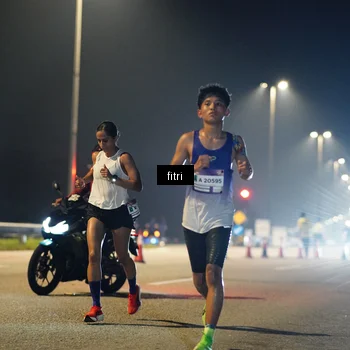 Runner Photo 7383116