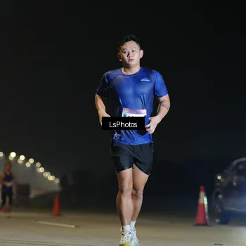Runner Photo 7383145