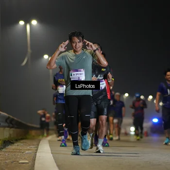 Runner Photo 7383157