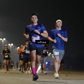 Runner Photo 7383166