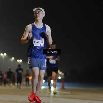Runner Photo 7383171