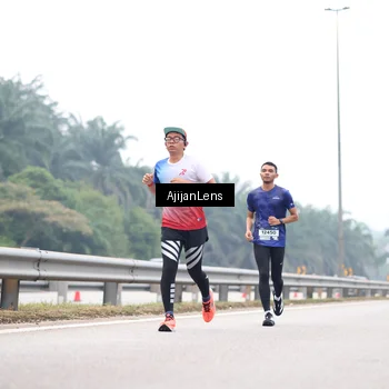 Runner Photo 7383184