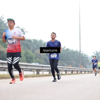 Runner Photo 7383198