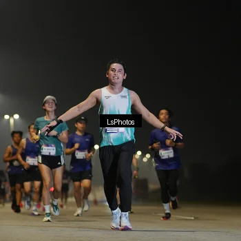 Runner Photo 7383202