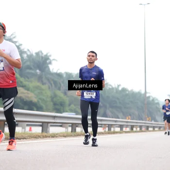 Runner Photo 7383214
