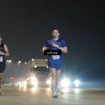 Runner Photo 7383276