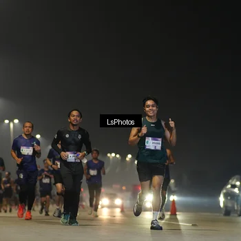 Runner Photo 7383350
