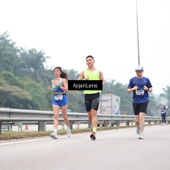 Runner Photo 7383368