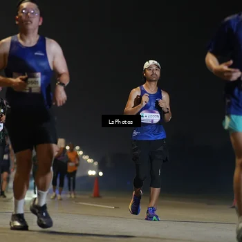 Runner Photo 7383371