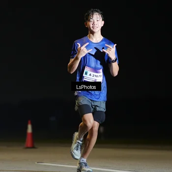 Runner Photo 7383391