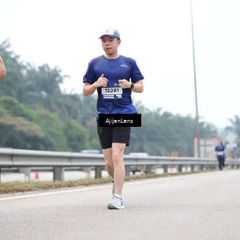 Runner Photo 7383410