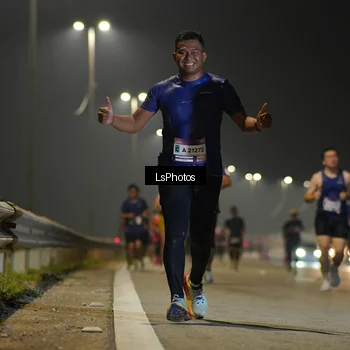 Runner Photo 7383426