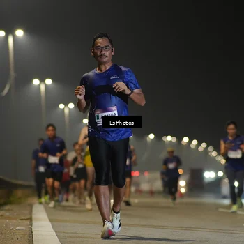 Runner Photo 7383437