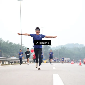 Runner Photo 7383452
