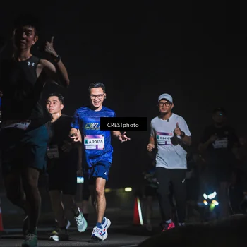 Runner Photo 7383470