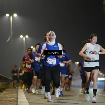 Runner Photo 7383474