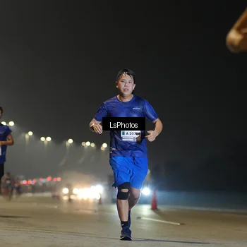 Runner Photo 7383479