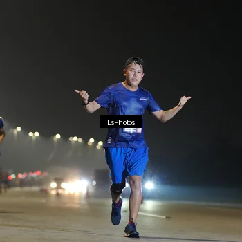Runner Photo 7383483