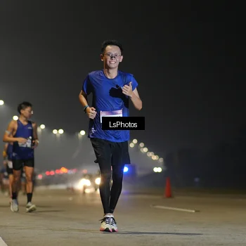 Runner Photo 7383492