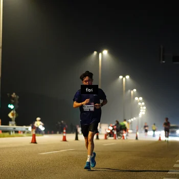Runner Photo 7383493