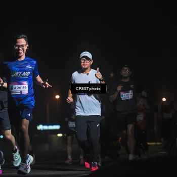 Runner Photo 7383496