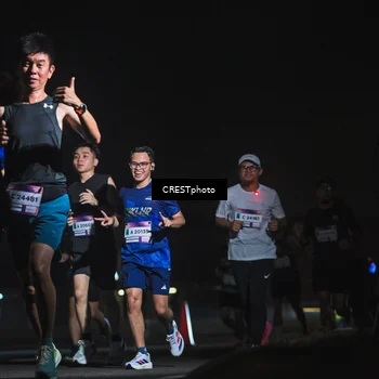Runner Photo 7383498