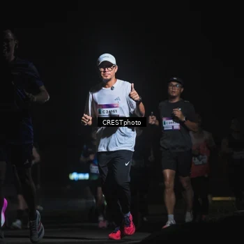 Runner Photo 7383499