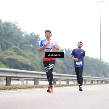 Runner Photo 7383501