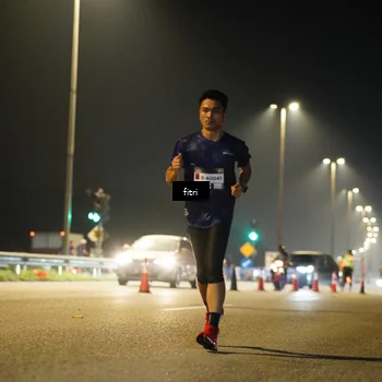 Runner Photo 7383505