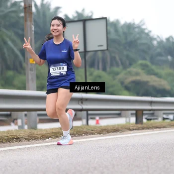 Runner Photo 7383506