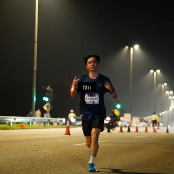 Runner Photo 7383518