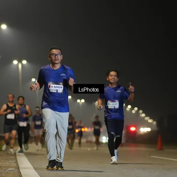 Runner Photo 7383523