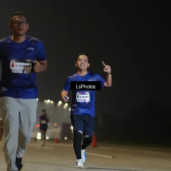 Runner Photo 7383532