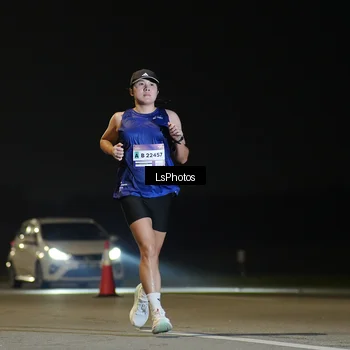 Runner Photo 7383543