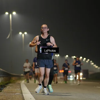 Runner Photo 7383548