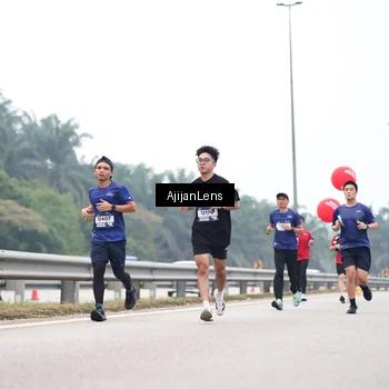 Runner Photo 7383557