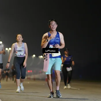Runner Photo 7383564