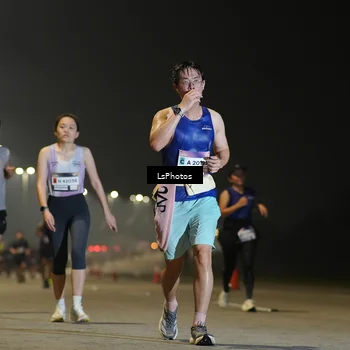 Runner Photo 7383570