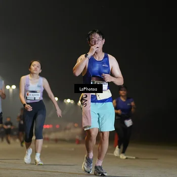 Runner Photo 7383571