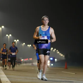 Runner Photo 7383591