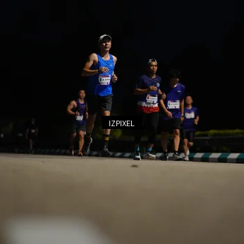Runner Photo 7383605