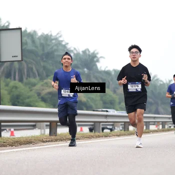 Runner Photo 7383609