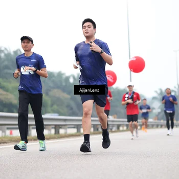 Runner Photo 7383632
