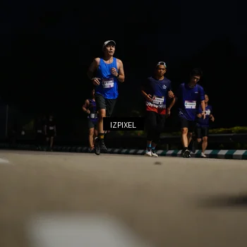 Runner Photo 7383635