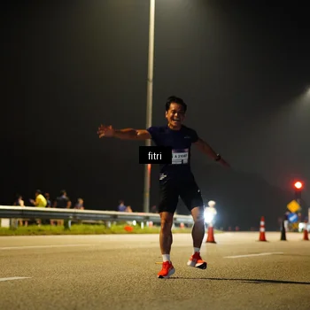 Runner Photo 7383639