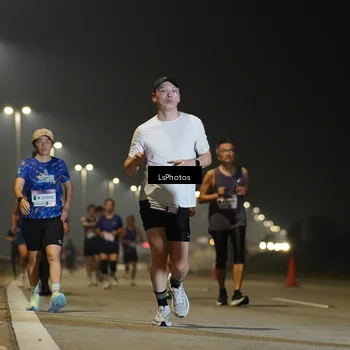 Runner Photo 7383658